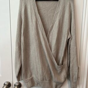 Elegant Gray Women's Sweater